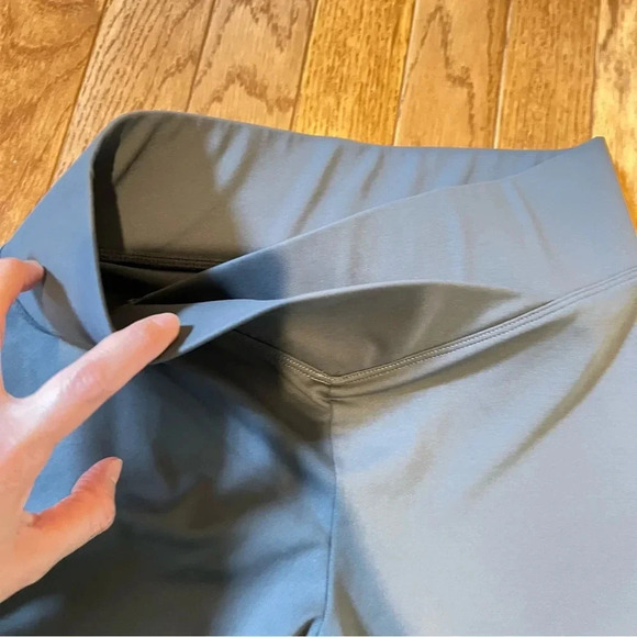 Express Womens High Waisted Crossover Activewear Gray Yoga Leggings Slim Fit XS - Picture 16 of 16